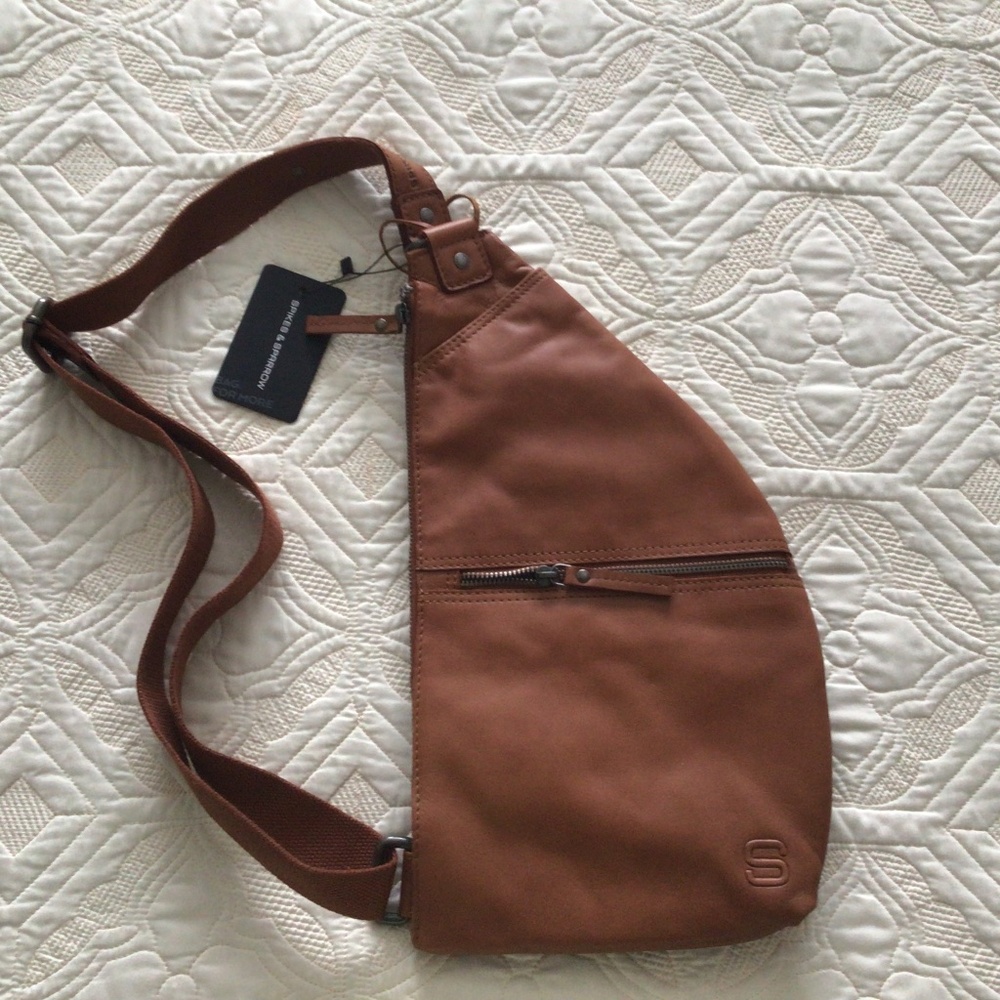 NWT Spikes and Sparrow Leather Slingback